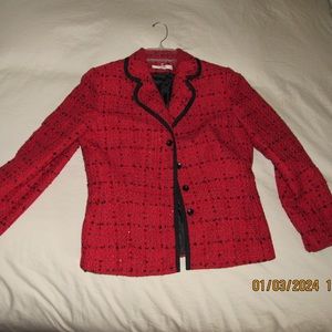 Women’s size 10 suit jacket. EUC